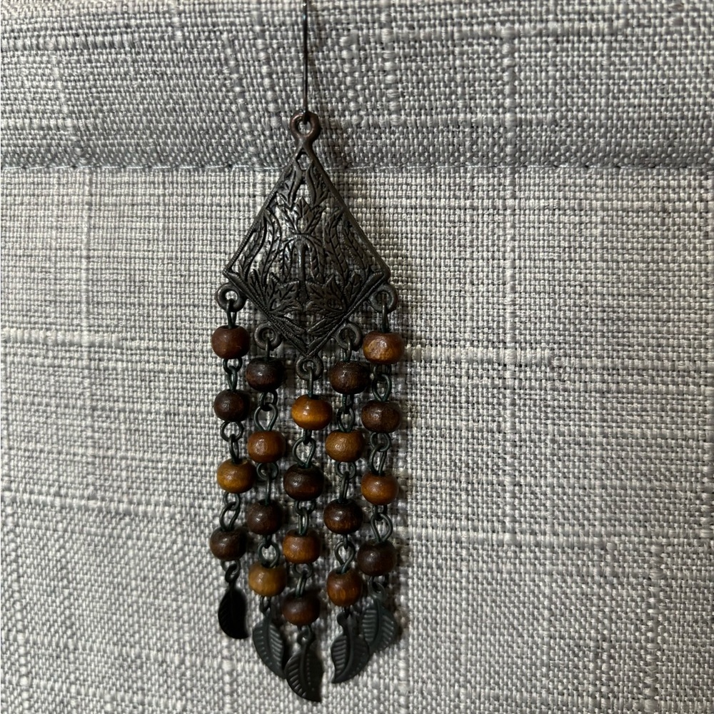 🌷Sale🌷Women’s Wood Beaded Chandelier Boho Dangle Earrings - Picture 4 of 4